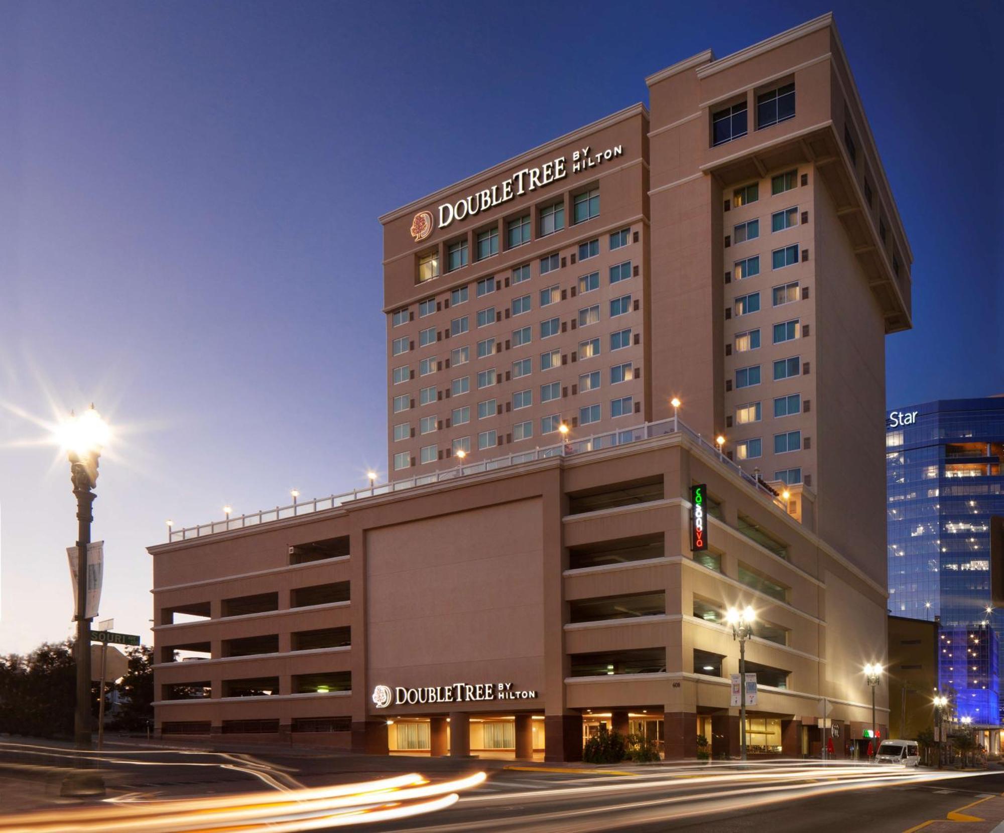 Hotel Doubletree By Hilton El Paso Downtown Exterior foto